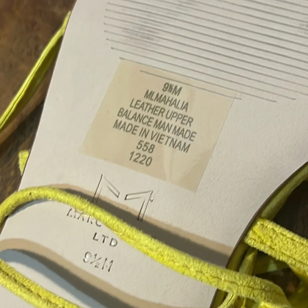 Marc Fisher Ltd Mahalia Strappy Leather Flat Sandals